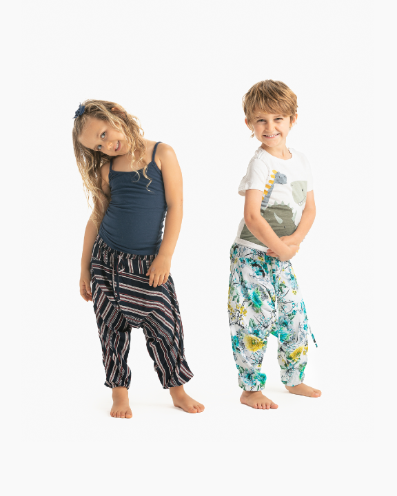 Various Code baby pants and jeans boys and girls  Netherlands New  The  wholesale platform  Merkandi B2B